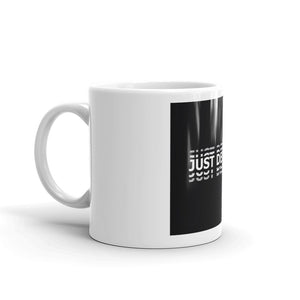 "Just delayed" Logo noir Mug Blanc Brillant